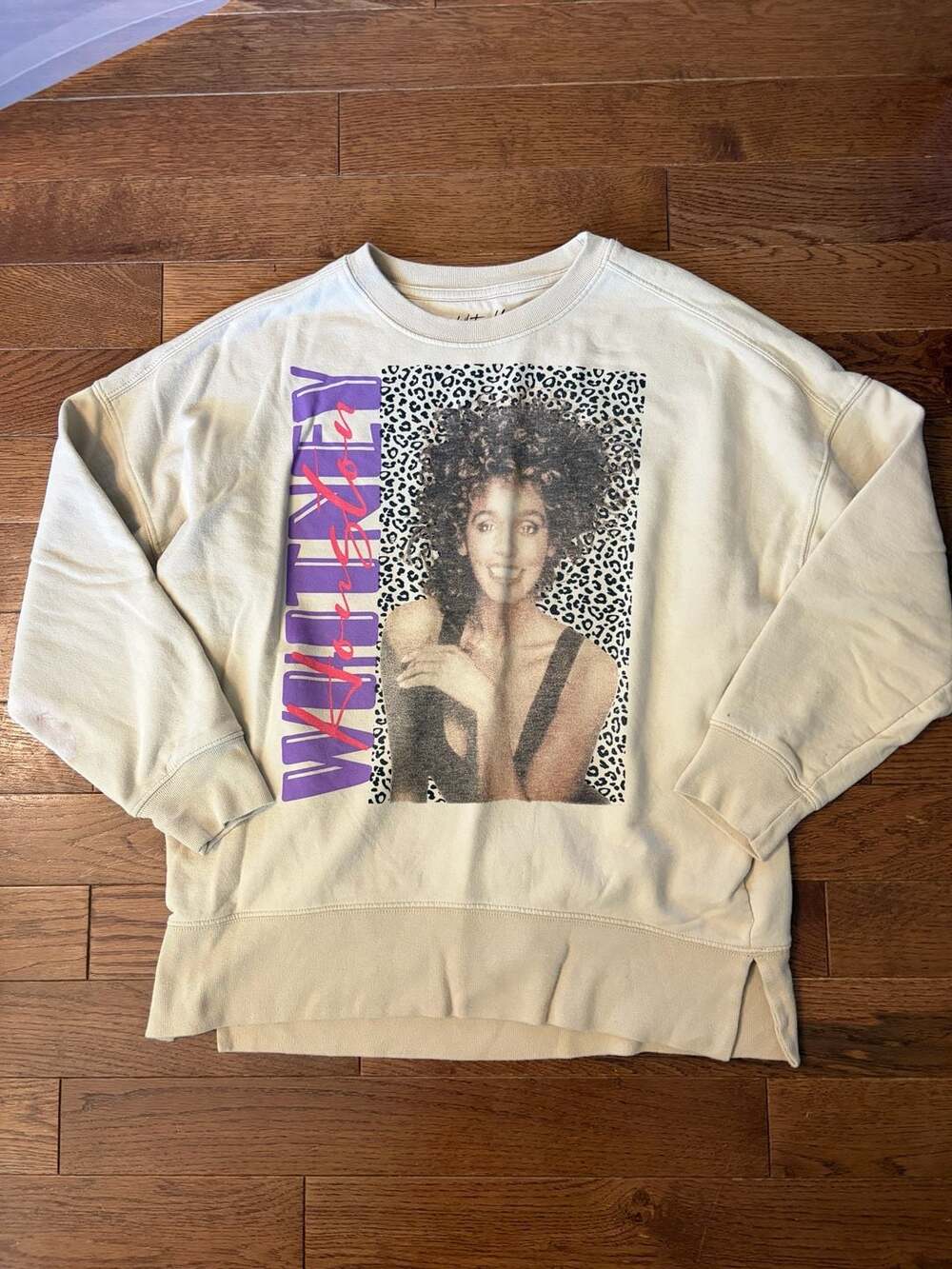 Whitney Houston Oversized Retro Graphic Print Sweatshirt Cream Size S
